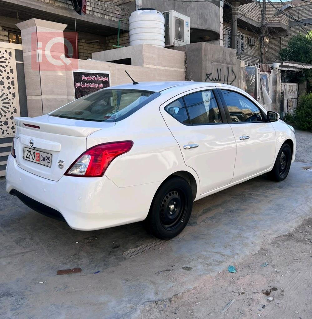 نيسان صني